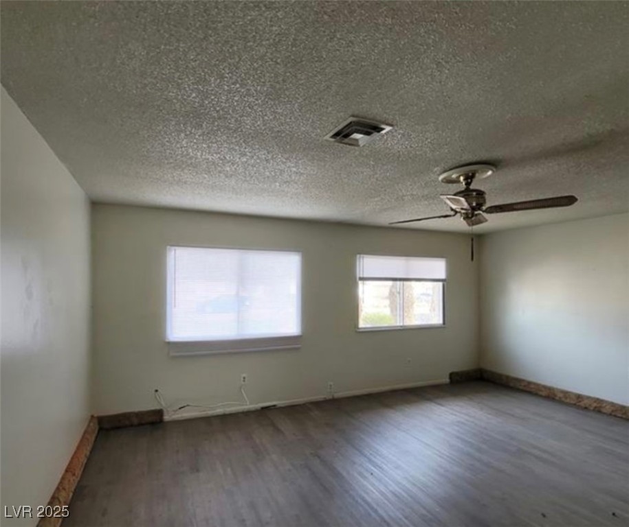 309 Rossmoyne Avenue Property Photo 9