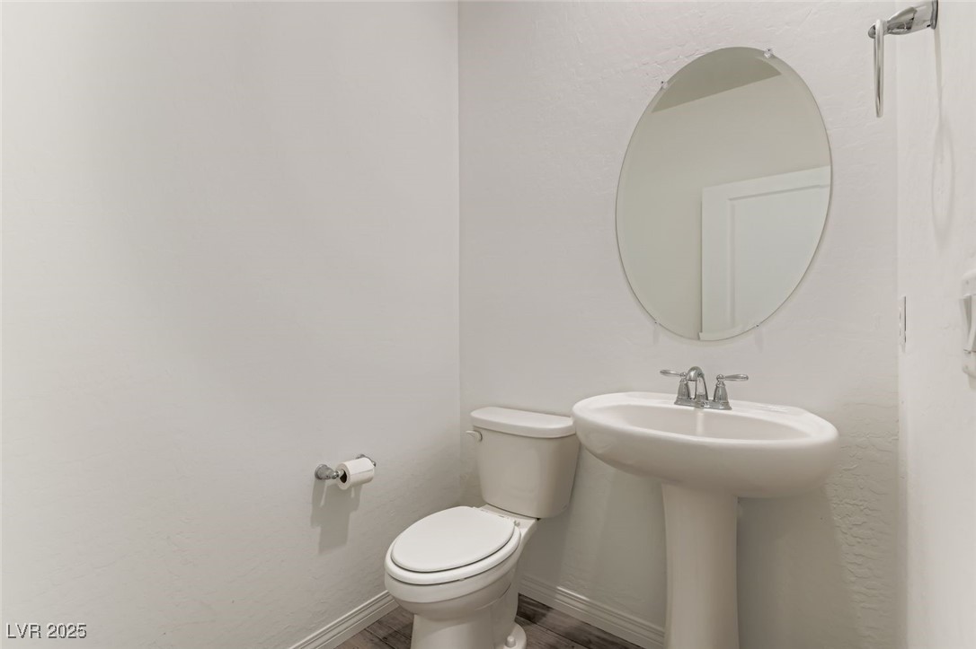 116 Lake Oasis Street Property Photo 15