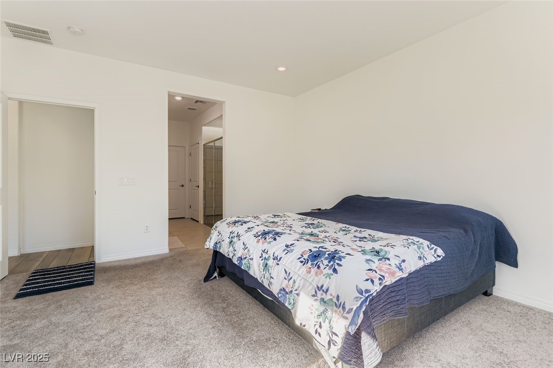 116 Lake Oasis Street Property Photo 17