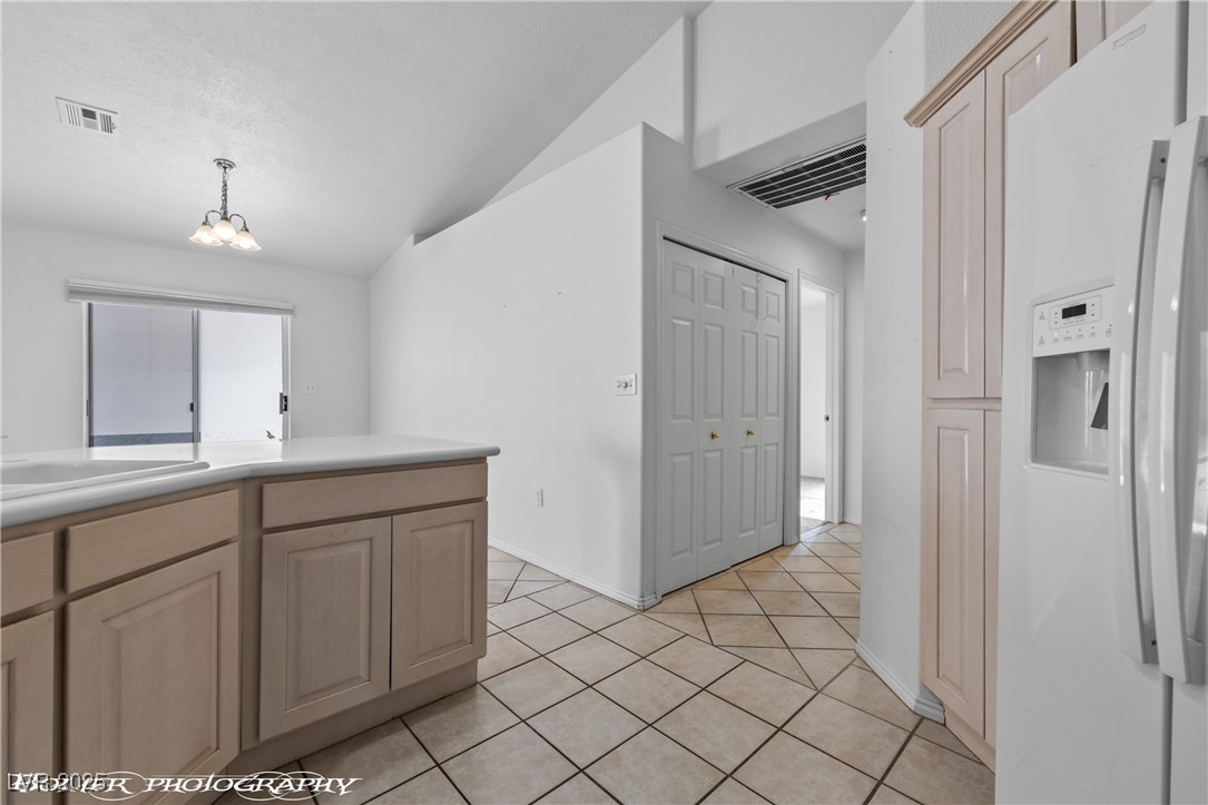 726 Mesa Springs Drive Property Photo 27