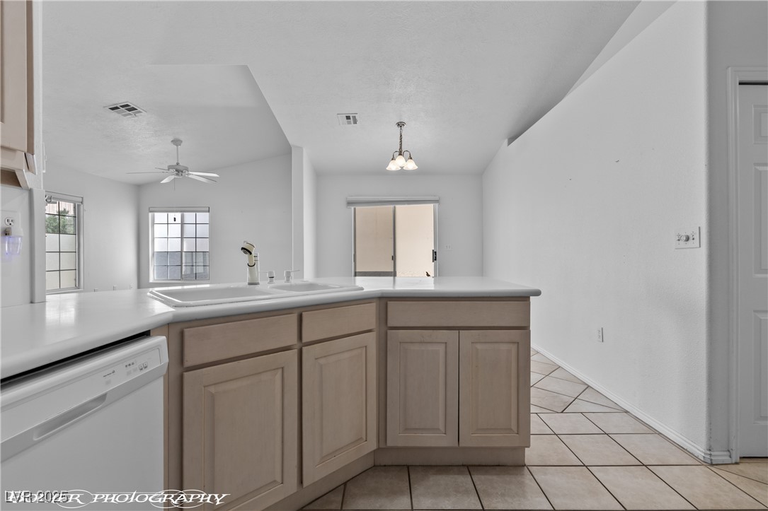 726 Mesa Springs Drive Property Photo 29
