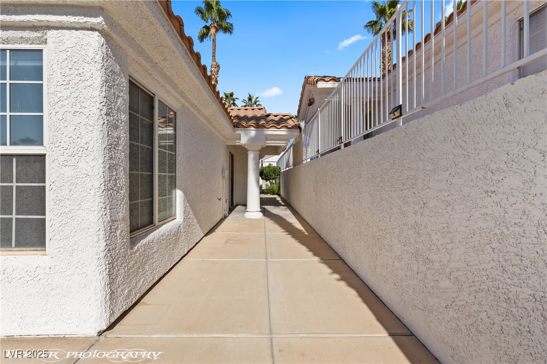 726 Mesa Springs Drive Property Photo 41