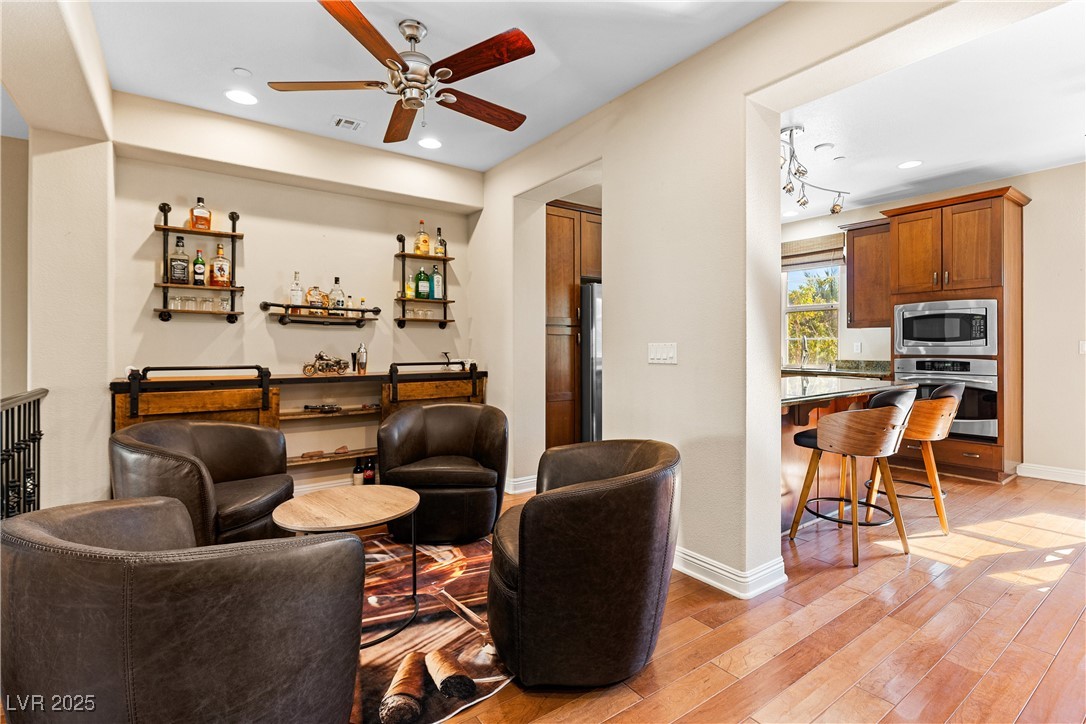 8 Via Vita Bella Property Photo 7