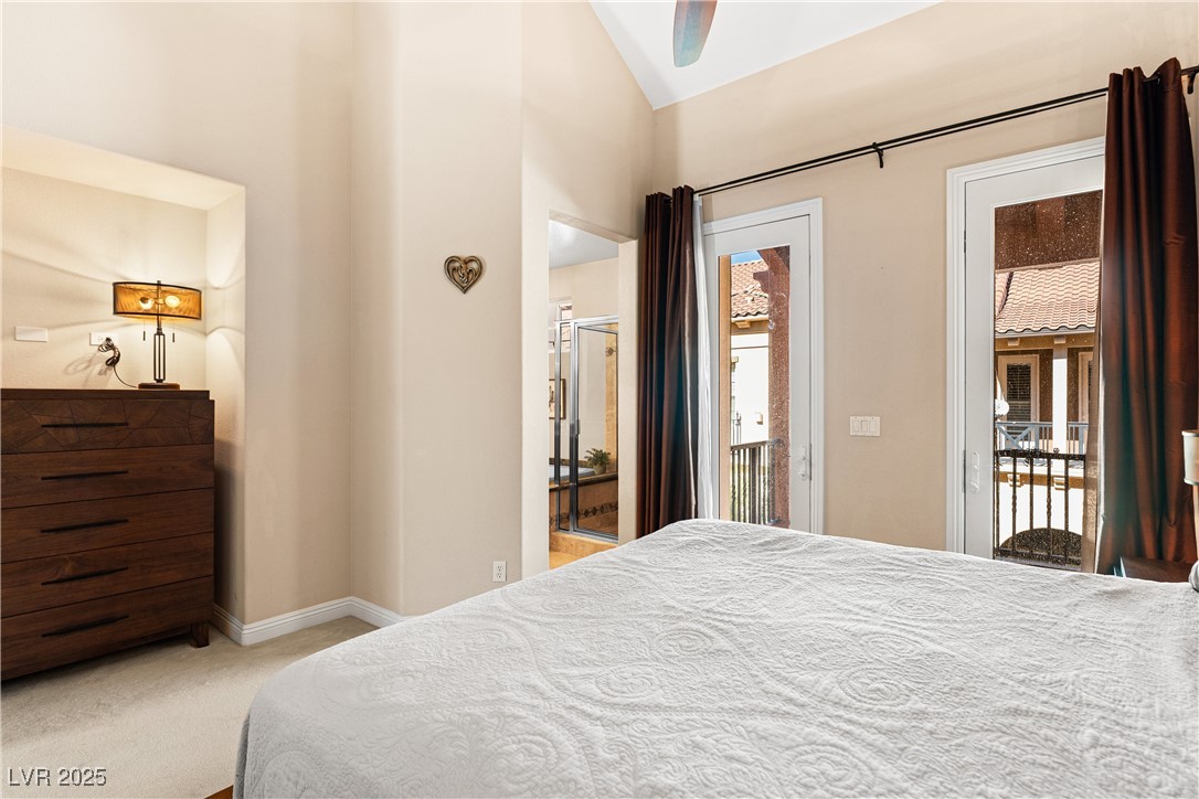 8 Via Vita Bella Property Photo 24
