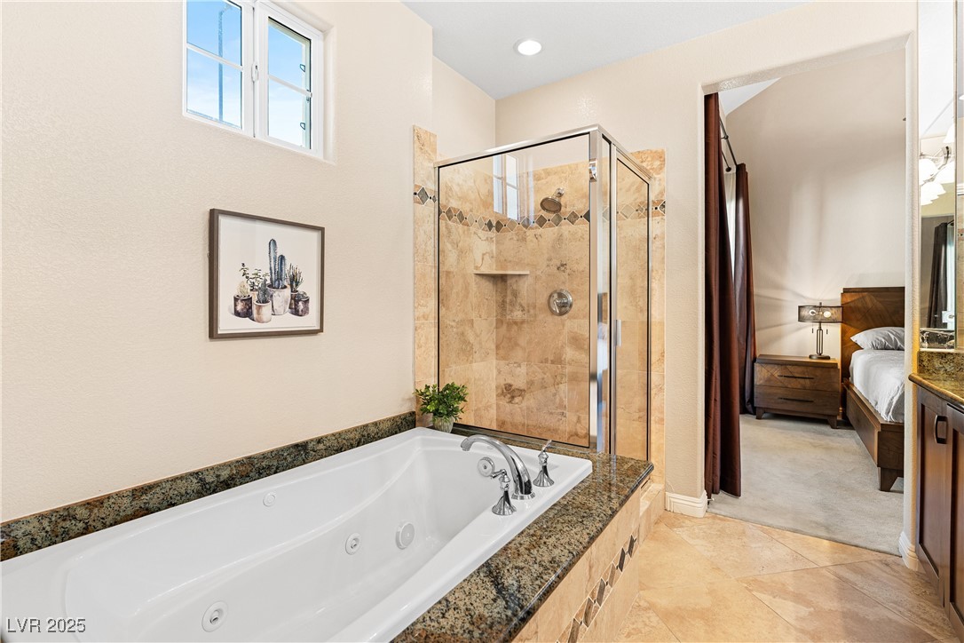 8 Via Vita Bella Property Photo 31