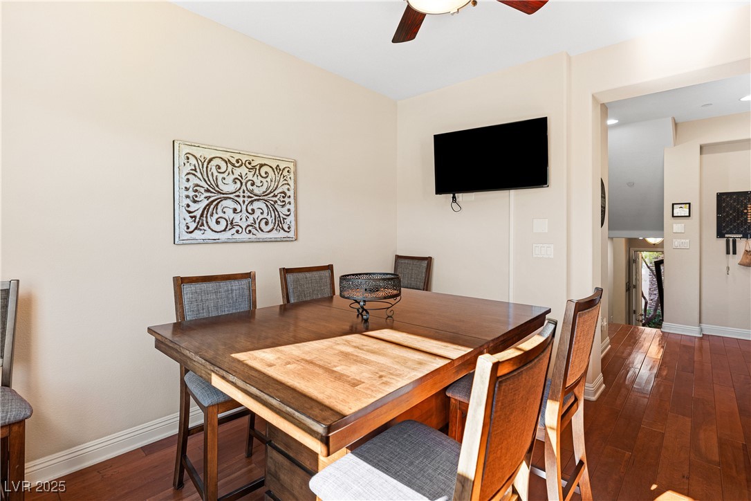 8 Via Vita Bella Property Photo 35