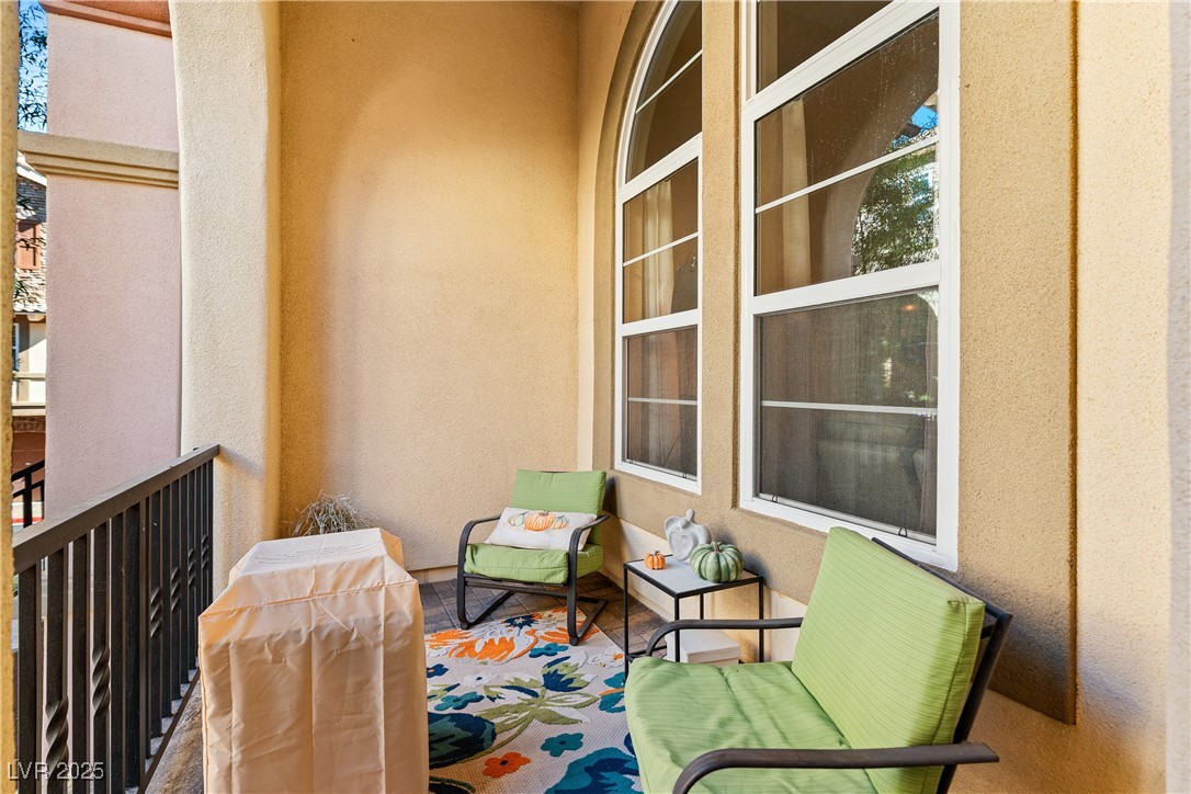 8 Via Vita Bella Property Photo 47