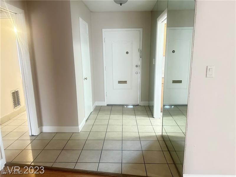 2013 Bracken Avenue Property Photo 5