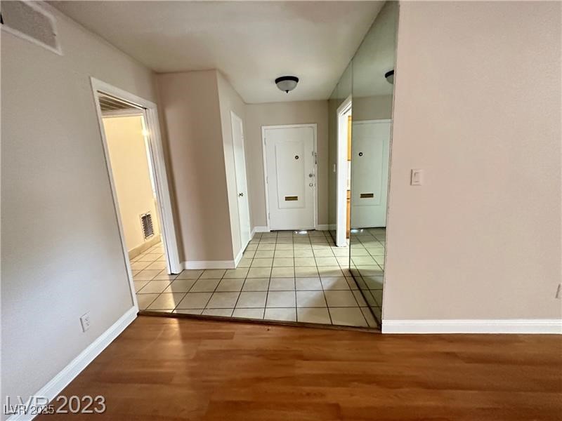 2013 Bracken Avenue Property Photo 6