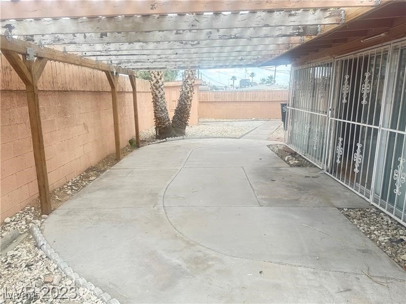2013 Bracken Avenue Property Photo 23