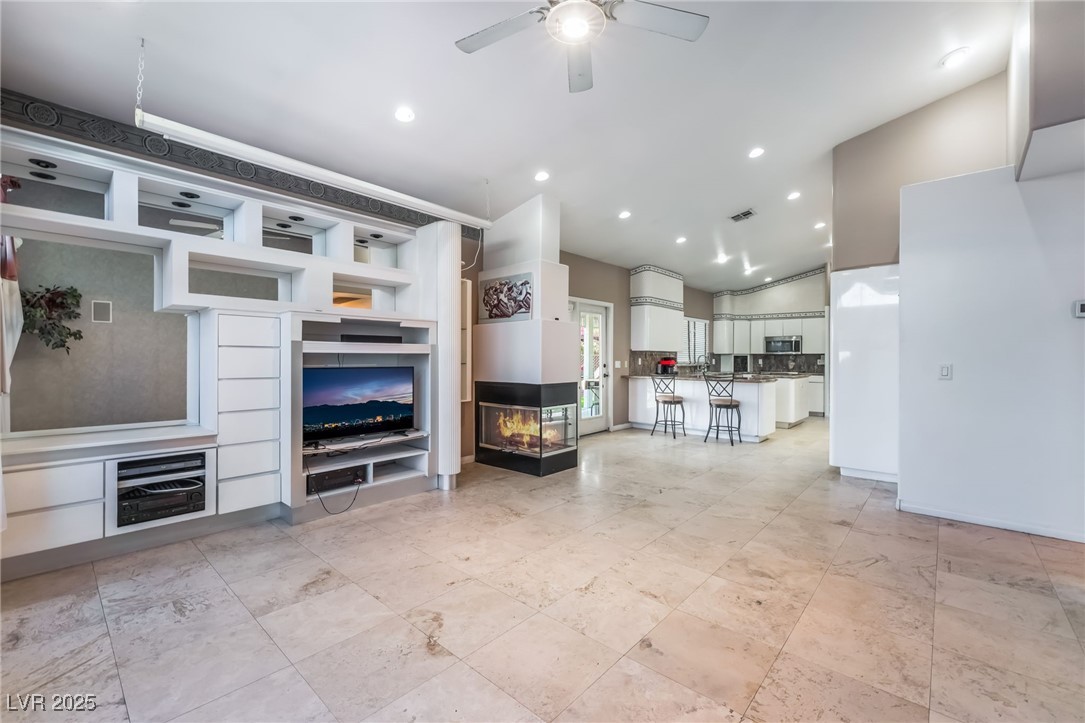 4392 Flagship Court Property Photo 4