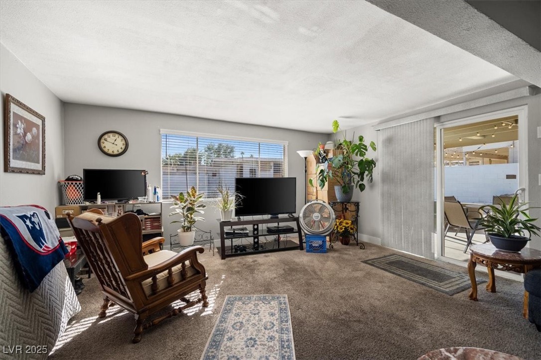 1800 Walnut Avenue Property Photo 8