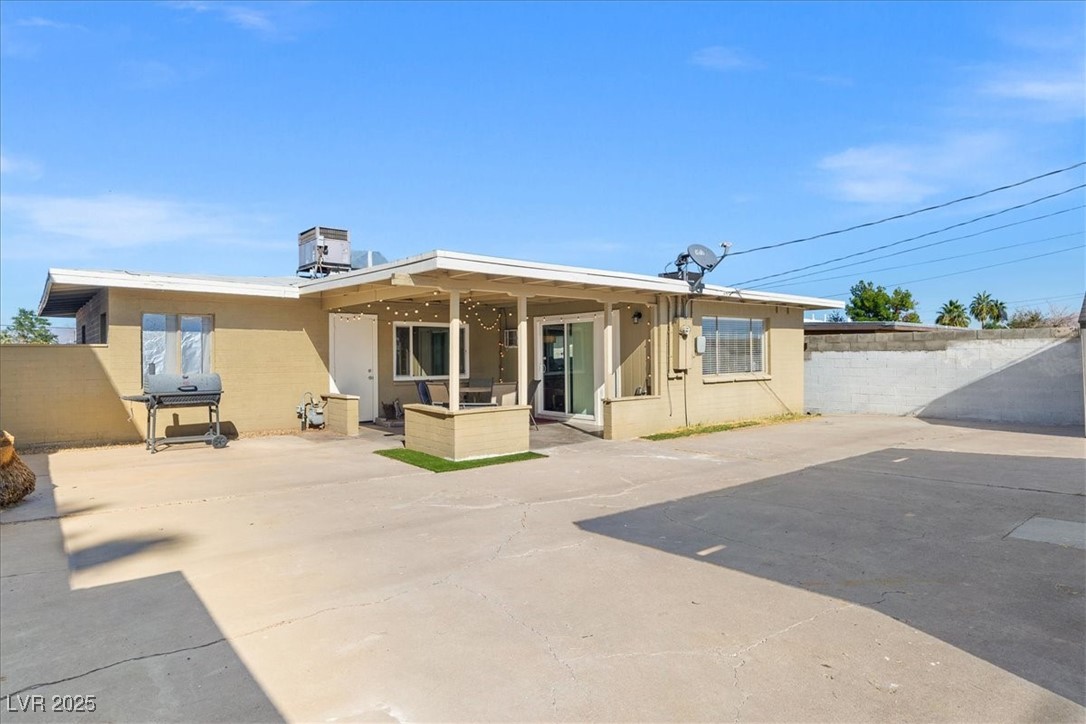 1800 Walnut Avenue Property Photo 20