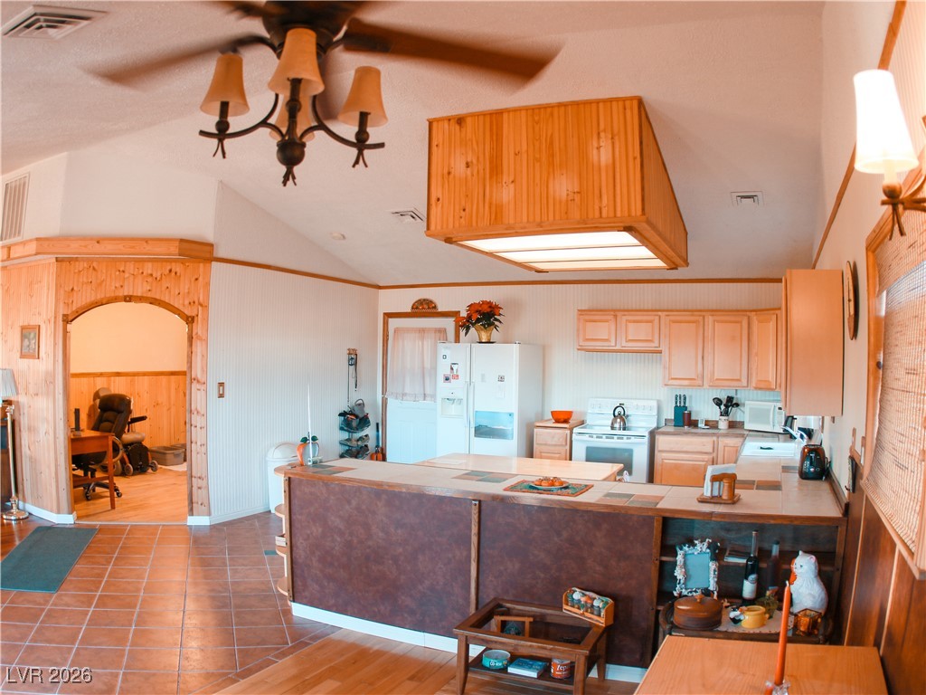5203 Blue Desert Trail Property Photo 7