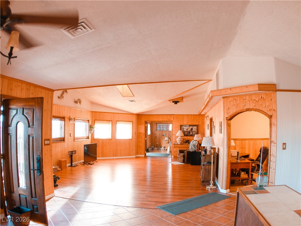 5203 Blue Desert Trail Property Photo 10
