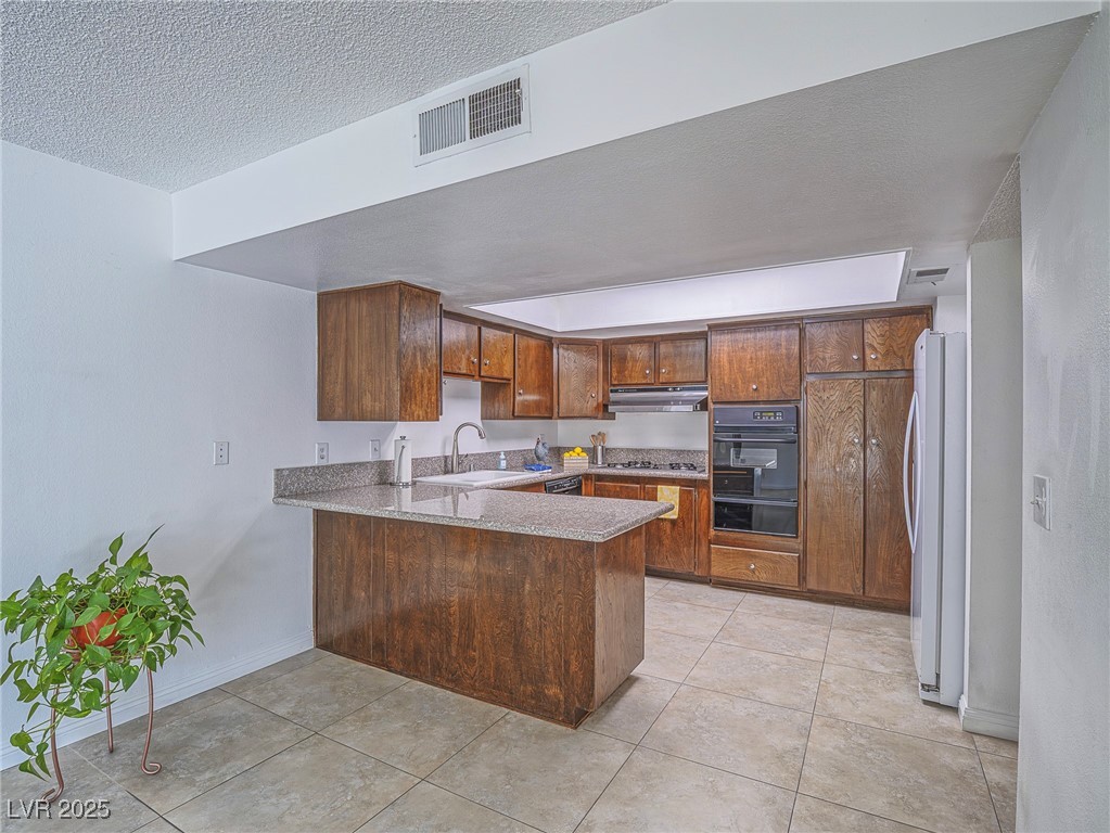 3251 Southridge Avenue Property Photo 4