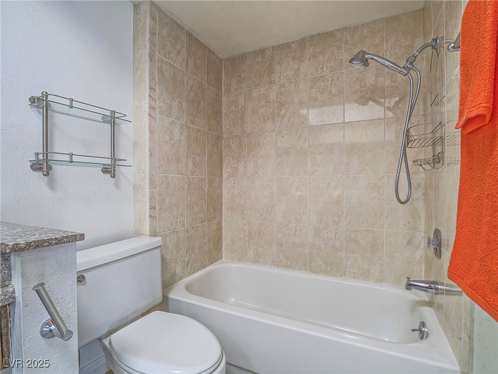 3251 Southridge Avenue Property Photo 13