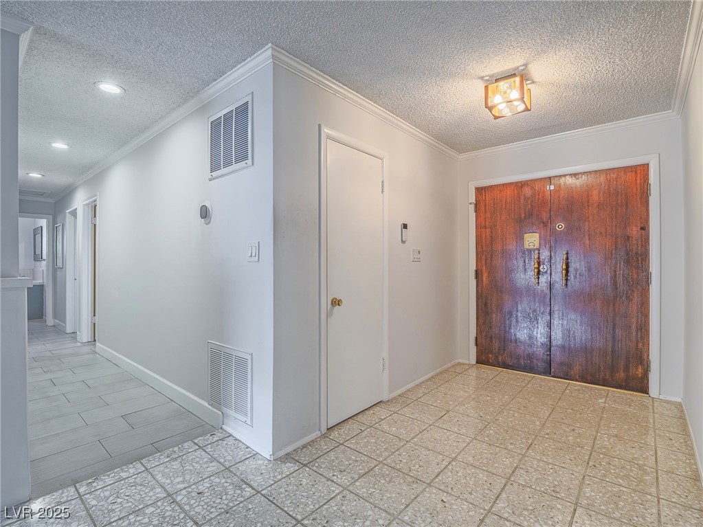 1716 Chapman Drive Property Photo 7