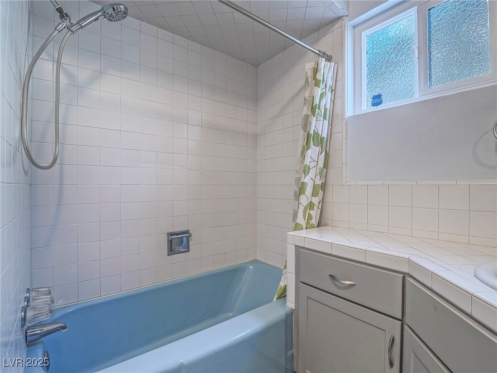 1716 Chapman Drive Property Photo 34
