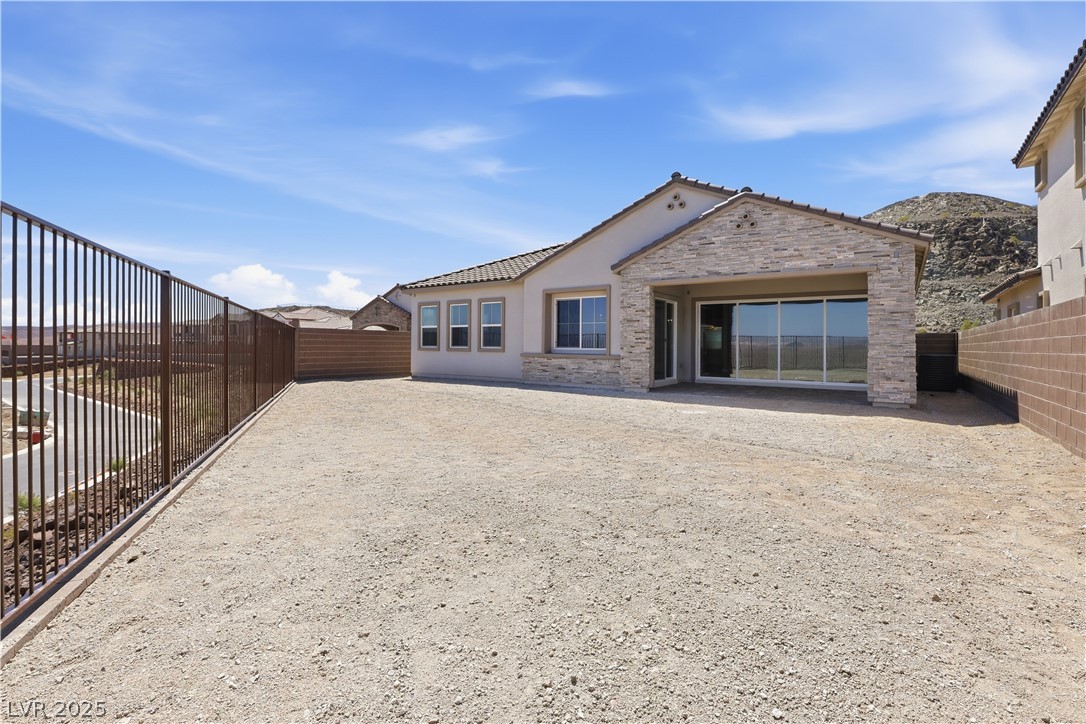 1630 Strada Gracia Property Photo 32