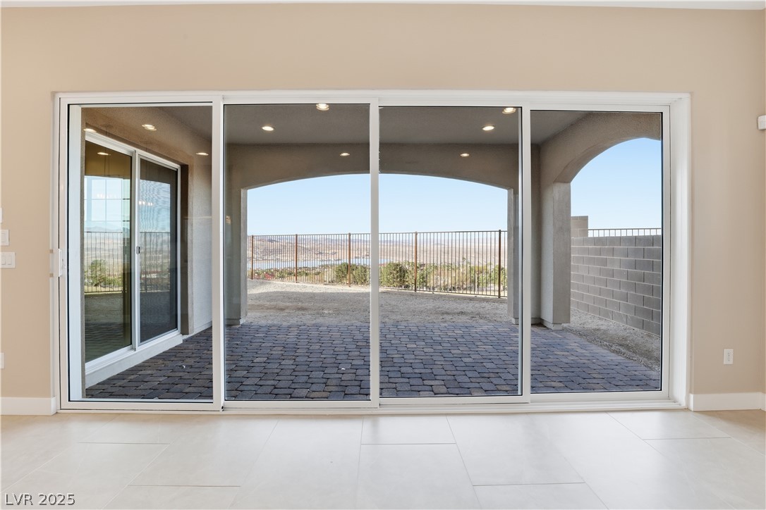 1634 Strada Gracia Property Photo 17