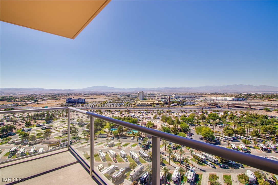 8255 Las Vegas Boulevard 1702 Property Photo 8