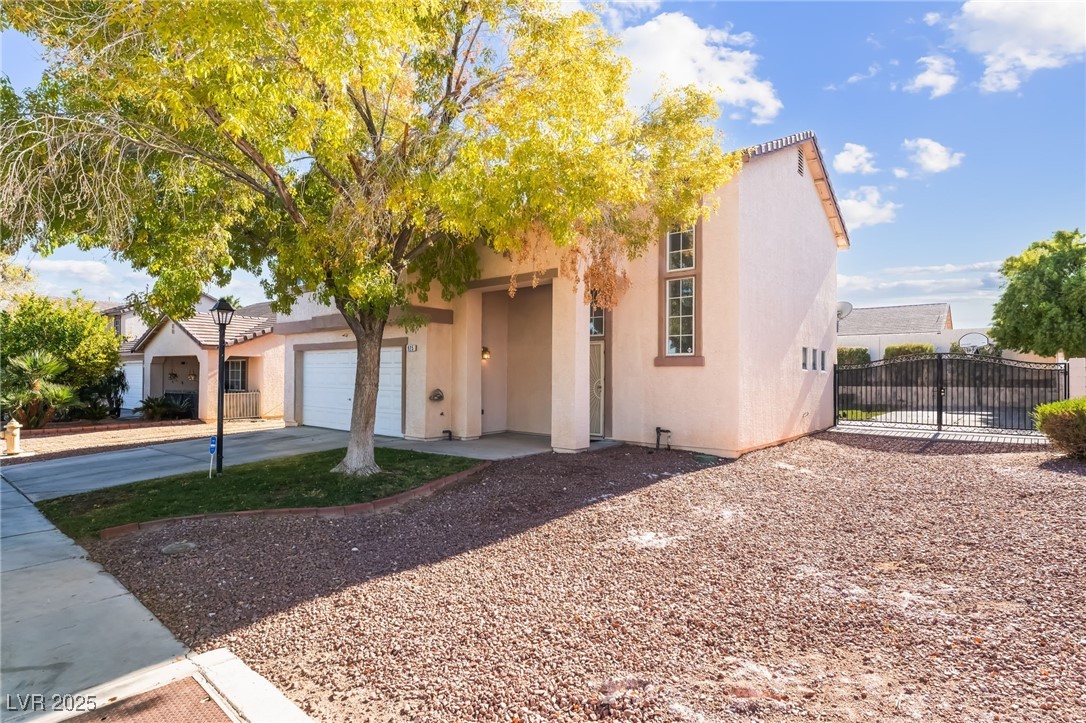 925 Baritone Way Property Photo 1