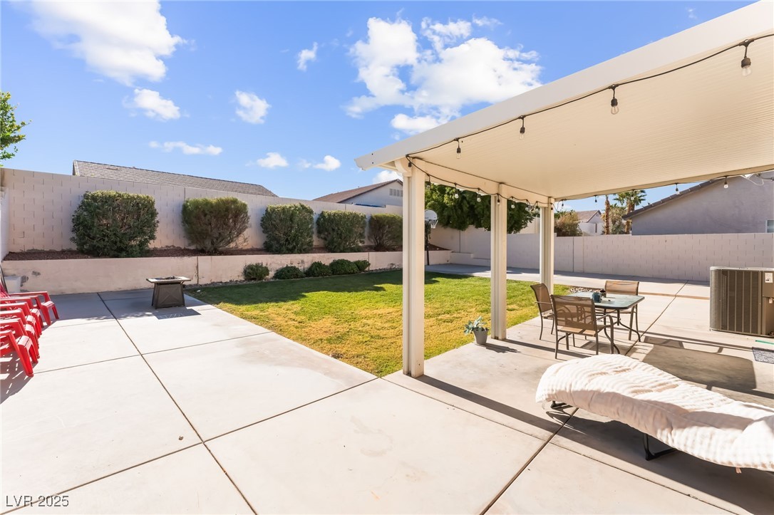 925 Baritone Way Property Photo 3