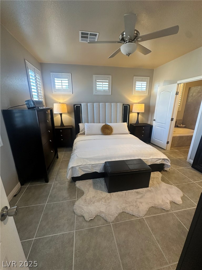 1004 Crescent Falls Street Property Photo 35