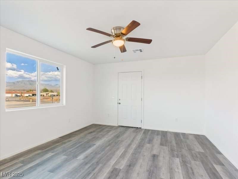 1881 Big Horn Street Property Photo 7