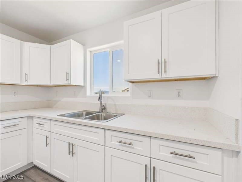 1881 Big Horn Street Property Photo 15