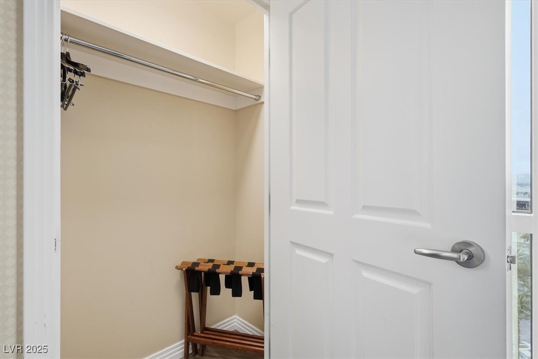 125 East Harmon Avenue 820 Property Photo 21