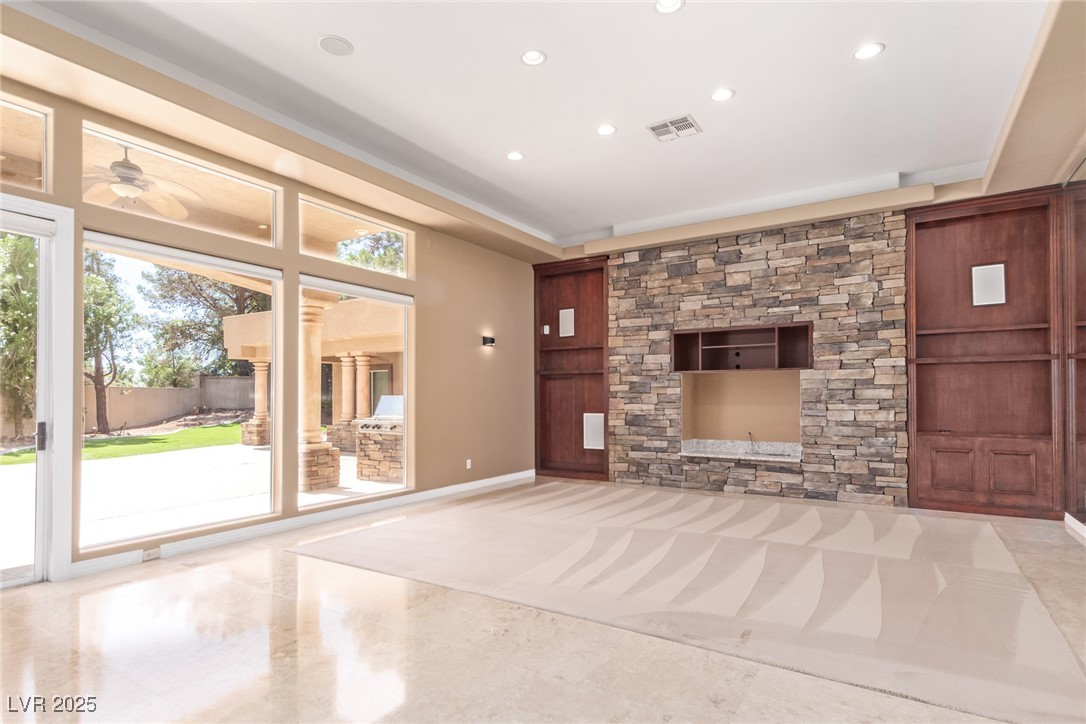 1008 Trophy Hills Drive Property Photo 16