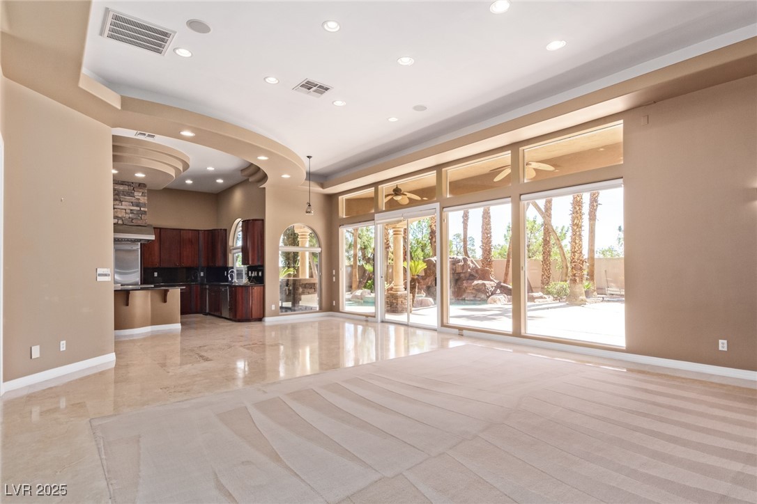 1008 Trophy Hills Drive Property Photo 17