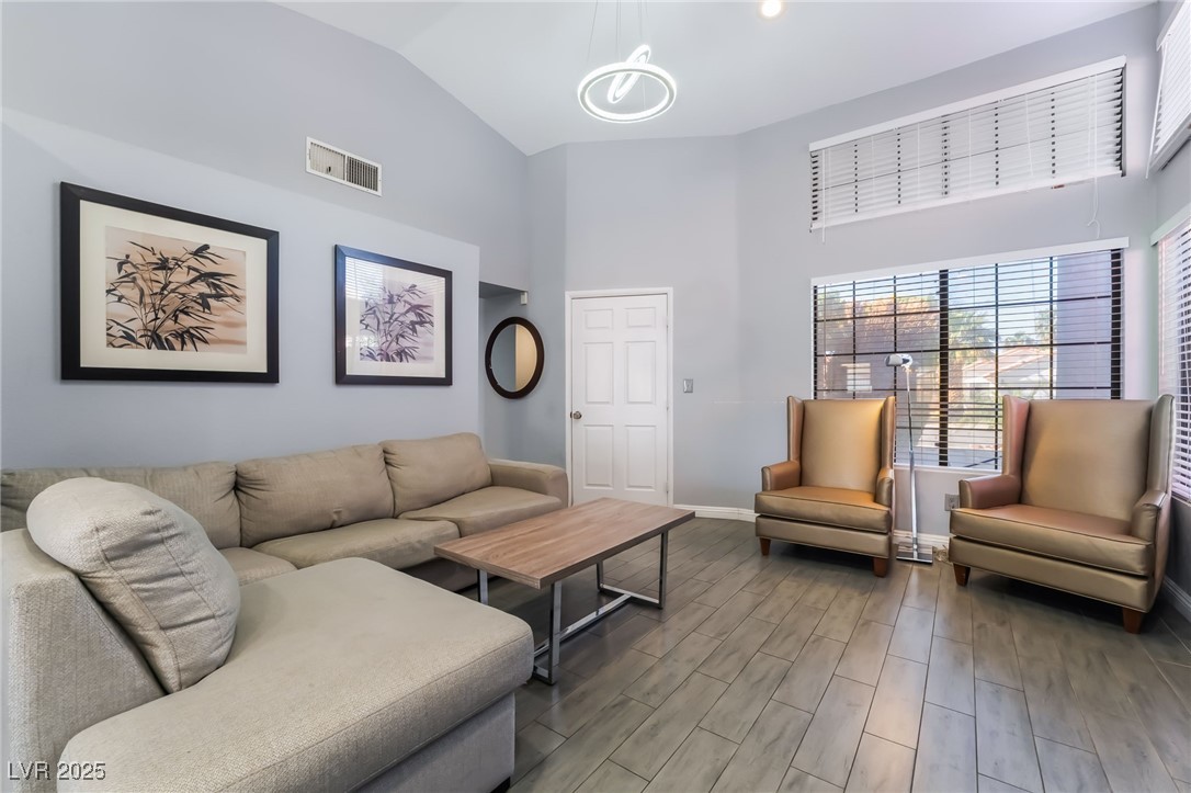 7076 Gunslinger Street Property Photo 11