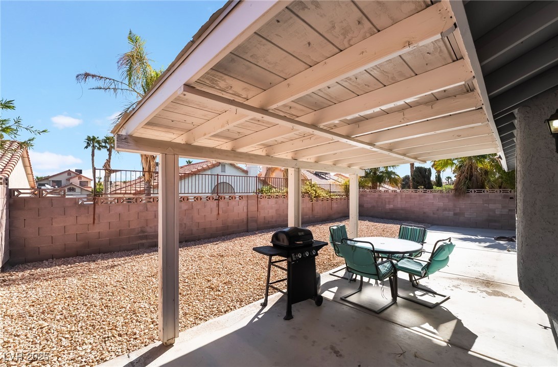 7076 Gunslinger Street Property Photo 29