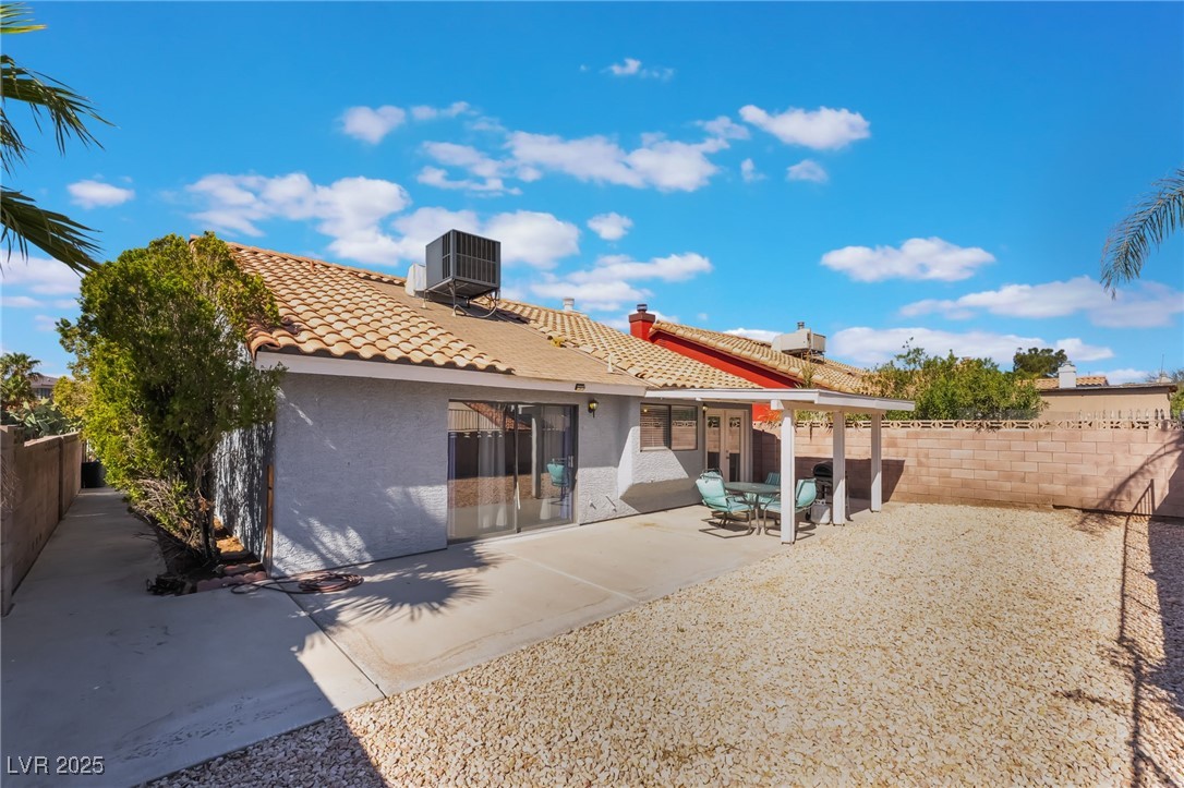 7076 Gunslinger Street Property Photo 31