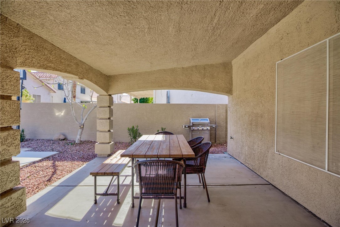 9762 Silver Dusk Court Property Photo 6