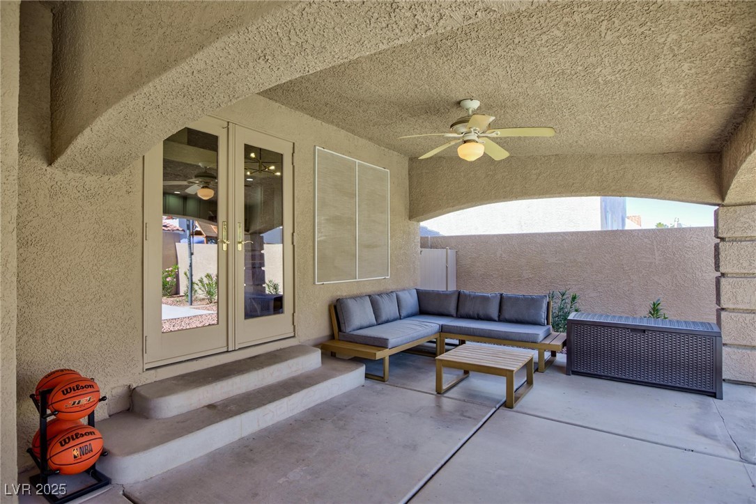 9762 Silver Dusk Court Property Photo 7