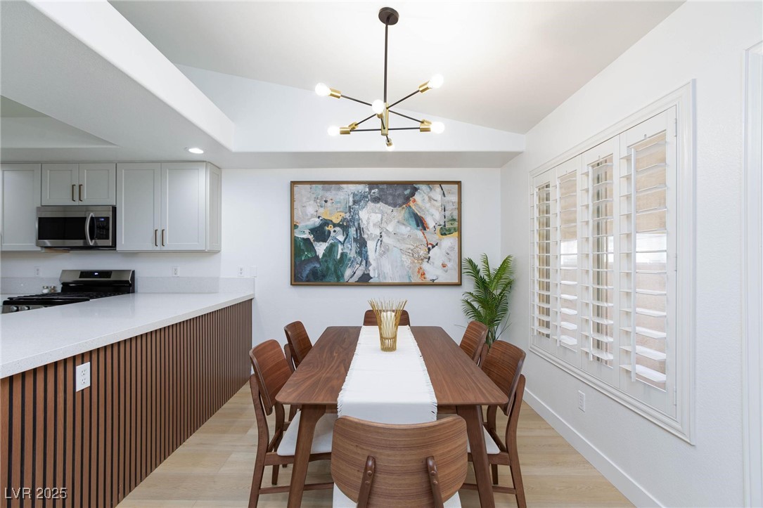 9762 Silver Dusk Court Property Photo 16