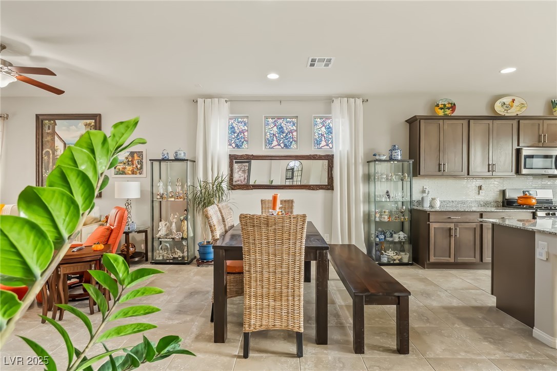 2061 Alki Beach Avenue Property Photo 11