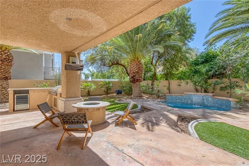 2735946 Property Photo 6