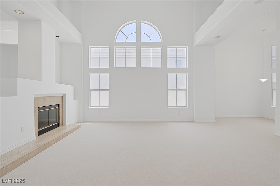 2735946 Property Photo 9
