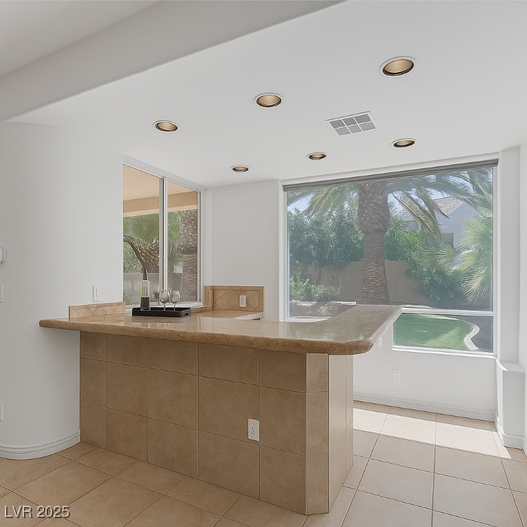 2735946 Property Photo 10