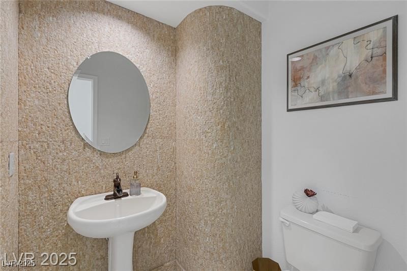 2735946 Property Photo 20