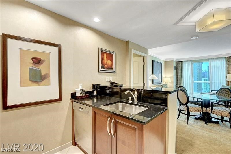 145 Harmon Avenue 801 Property Photo 10