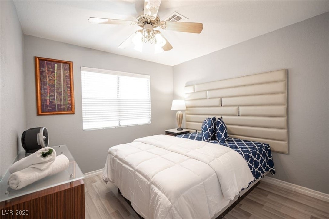 2736501 Property Photo 3