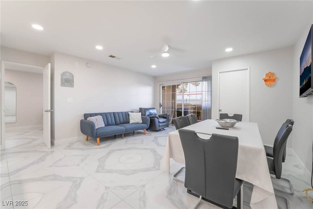 2200 South Fort Apache Road 1038 Property Photo 6