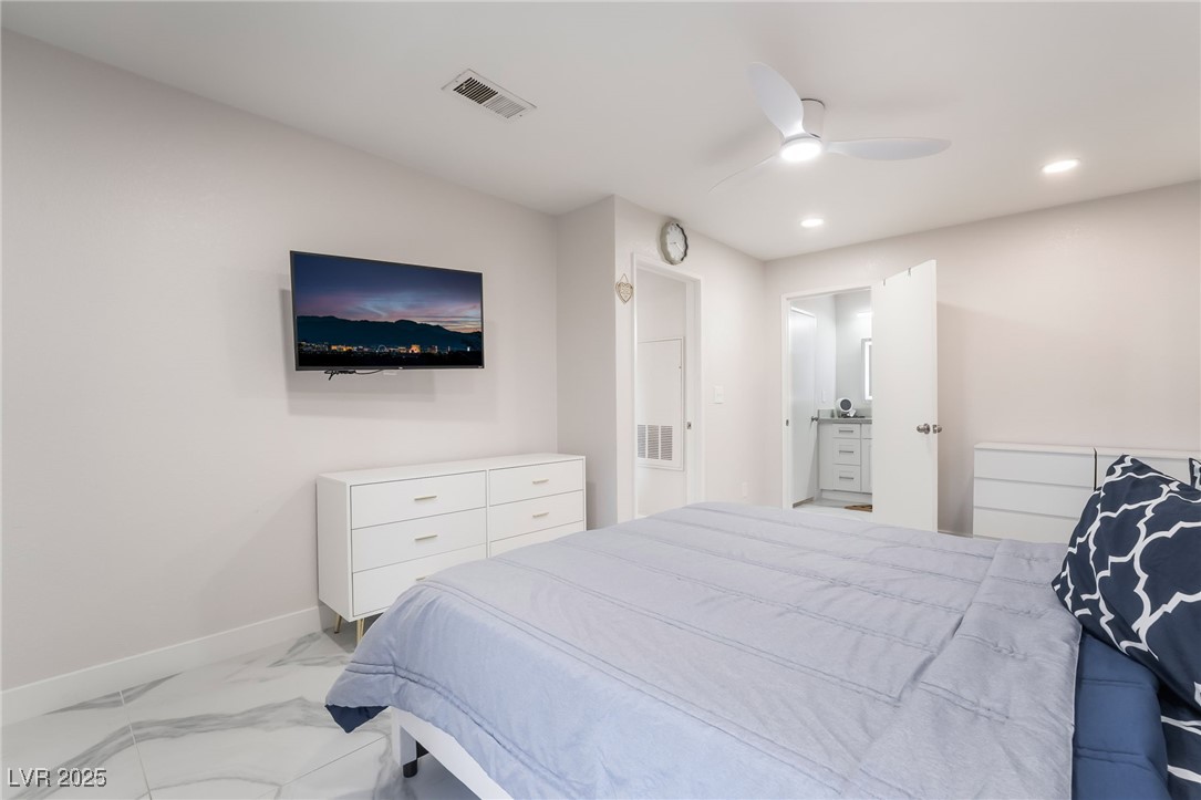 2200 South Fort Apache Road 1038 Property Photo 17