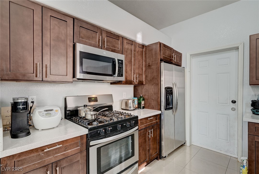8601 Stone Harbor Avenue Property Photo 16
